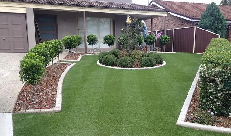 Custom residential landscaping experts serving Gulf Breeze, FL - Breezy Lawns