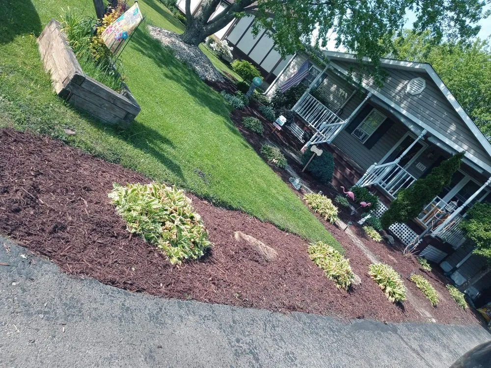 Affordable lawn mowing service experts serving Uniontown, PA - Bregan's Lawn Care