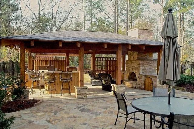 Local yard maintenance in Sandy Springs, GA by Bregenzer's