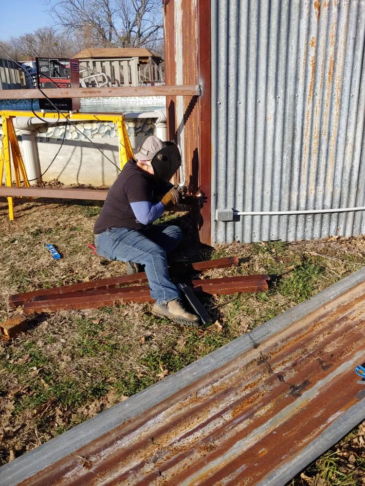 Affordable garden landscaping experts serving Springtown, TX - Brendle's Welding and Maintenance Services