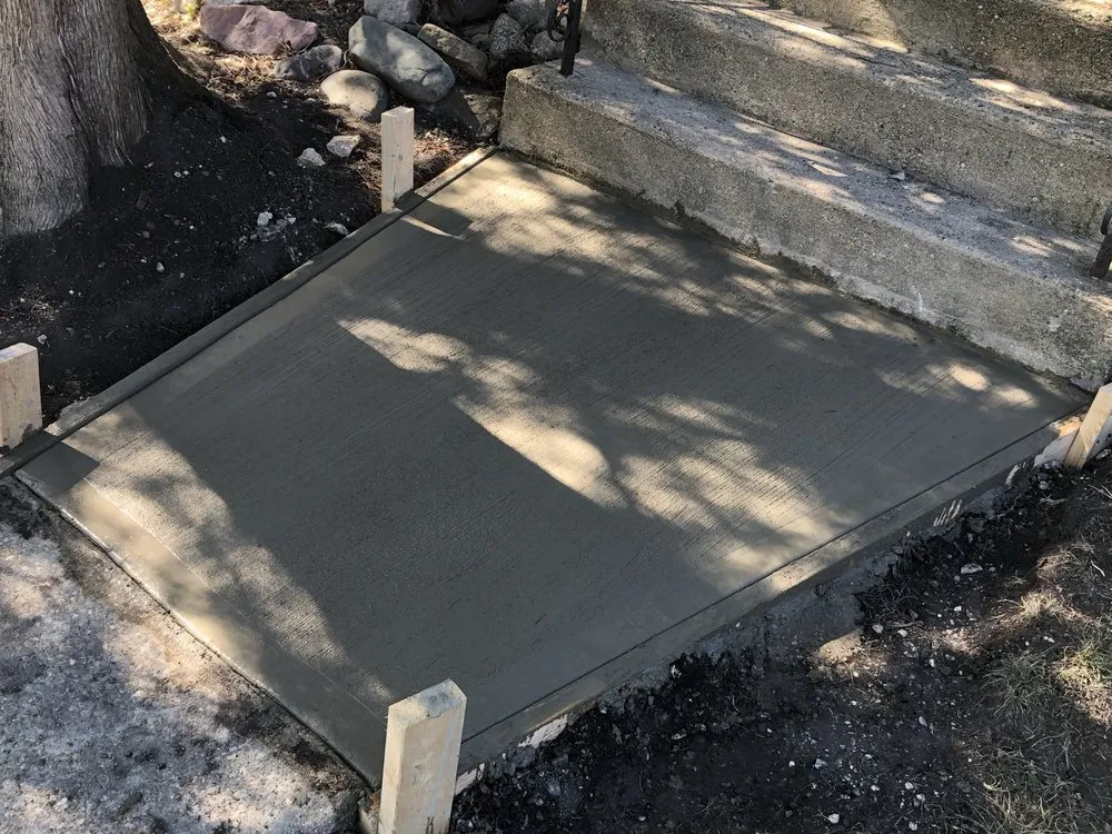 Custom lawn care service in Des Plaines, IL - Brenes Landscaping