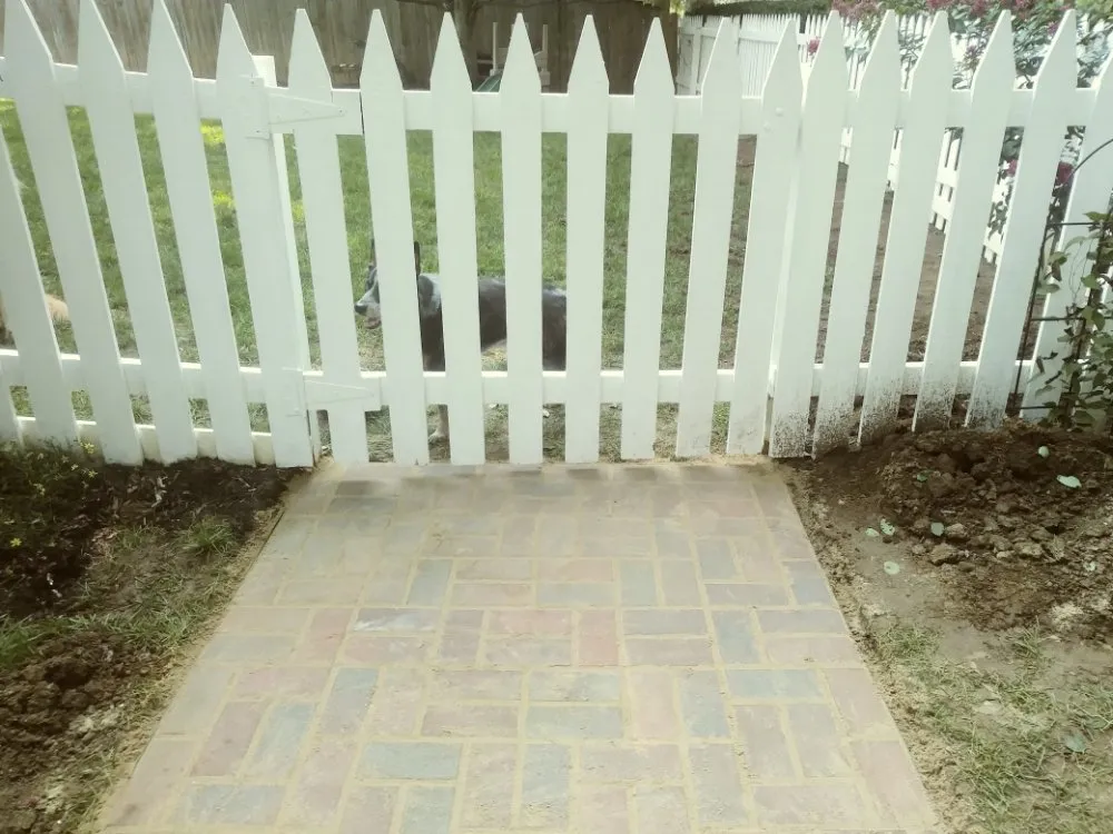 Expert landscape design in Lexington, KY - Brennan And Barham