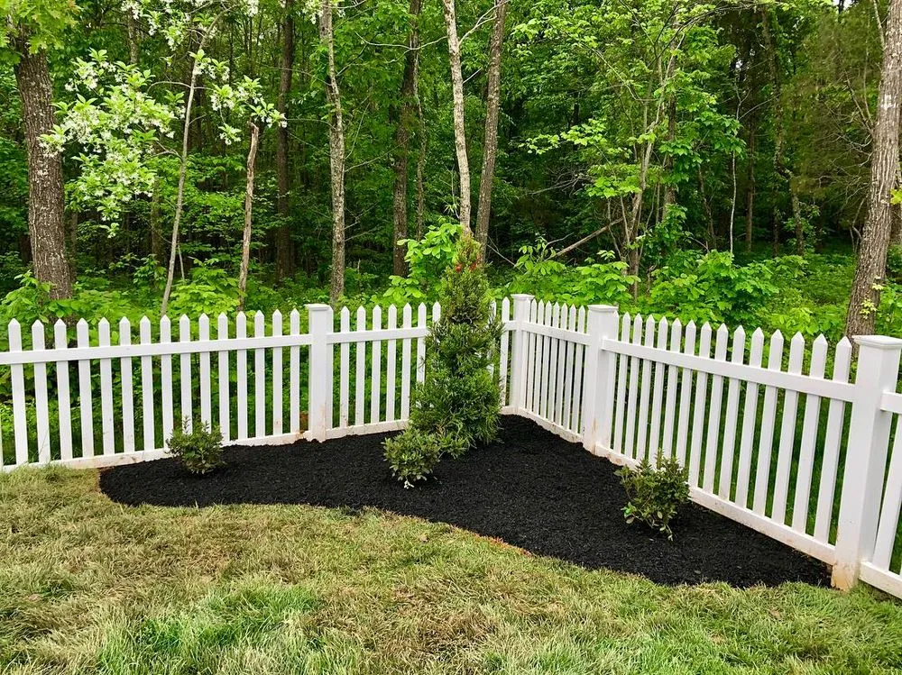 Expert yard maintenance near you in Nokesville, VA by Brennan's Landscaping