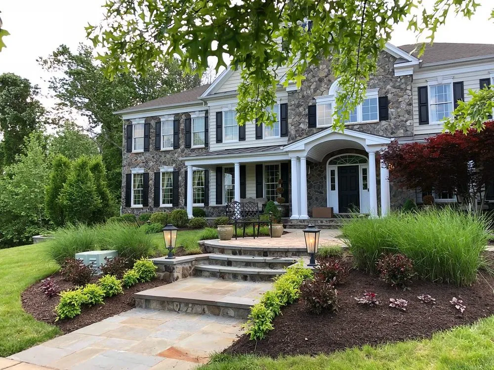 Custom outdoor landscaping in Nokesville, VA - Brennan's Landscaping