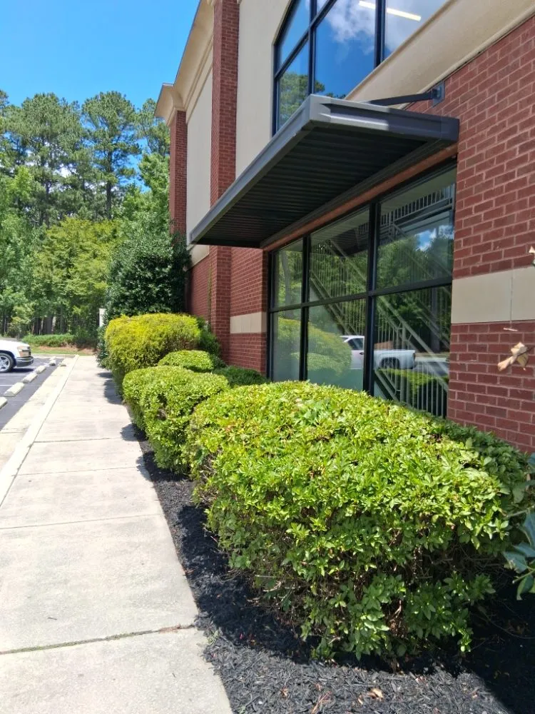 Local landscaping services experts serving Peachtree City, GA - Brent Landscaping Services