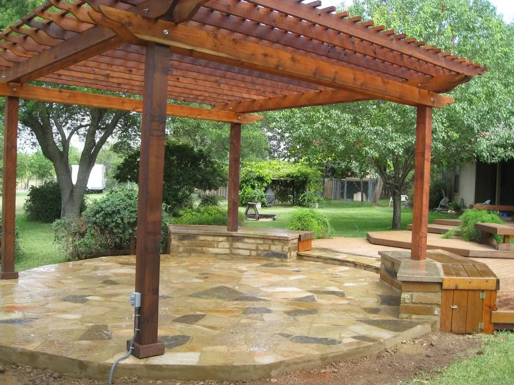 Expert landscaping services experts serving Oklahoma City, OK - Brent’s Outdoor Solutions