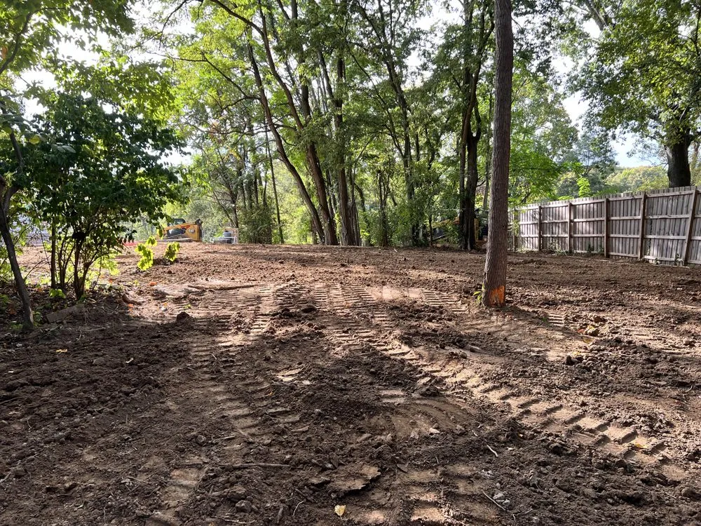 Professional lawn mowing service in Brentwood, TN by Brentwood Dirt Works