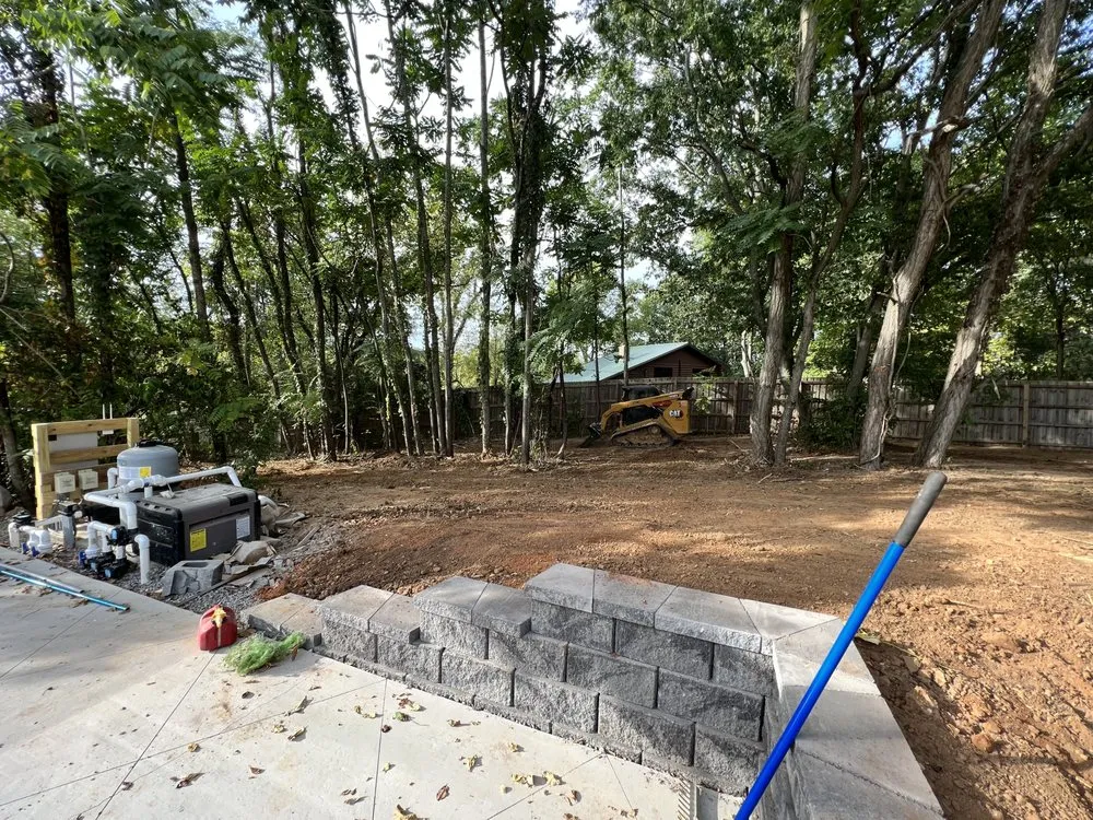 Expert outdoor landscaping for residential properties in Brentwood, TN by Brentwood Dirt Works