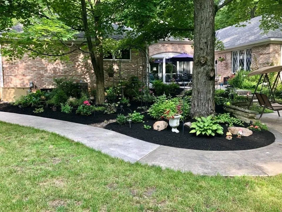 Expert residential landscaping with custom design in Stow, OH by Brett's Bed & Mulch Service LLC