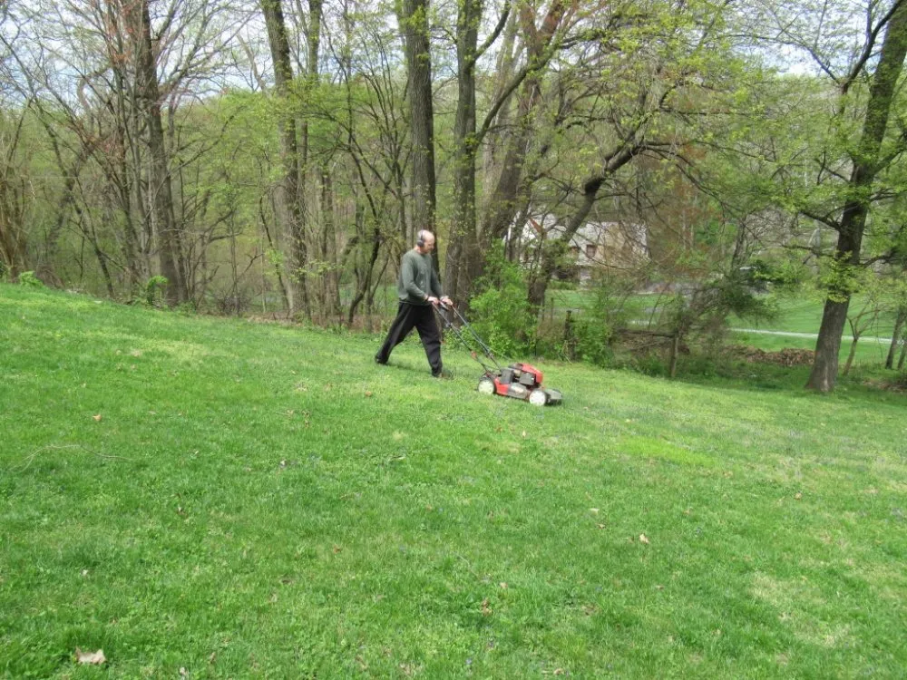 Custom garden landscaping in East Petersburg, PA - Brett's Yard Services