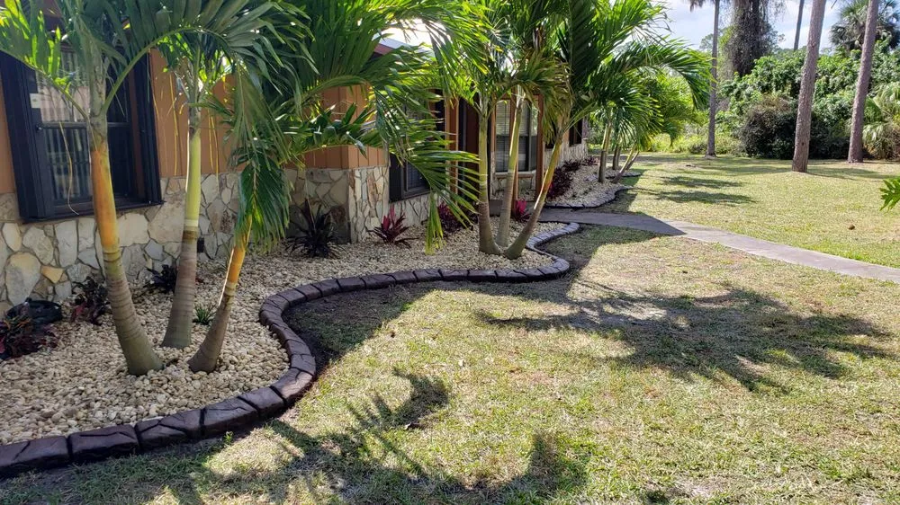 Affordable outdoor landscaping experts serving Palm Bay, FL - Brevard Landscaping