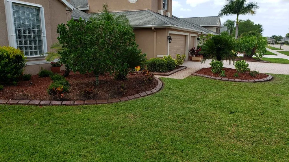 Affordable lawn care service experts serving Palm Bay, FL - Brevard Landscaping
