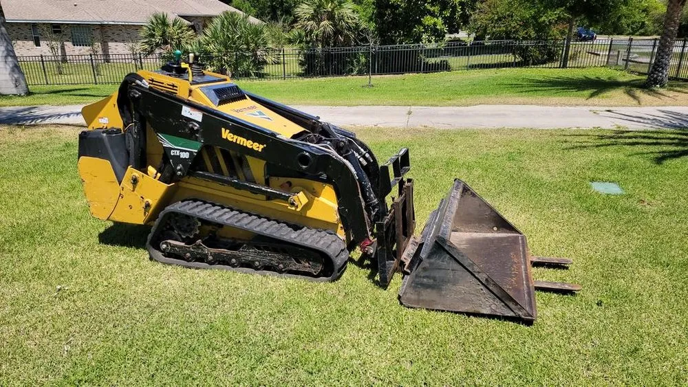 Professional yard maintenance in Indialantic, FL by Brevard’s Best Tree Service & Landscaping