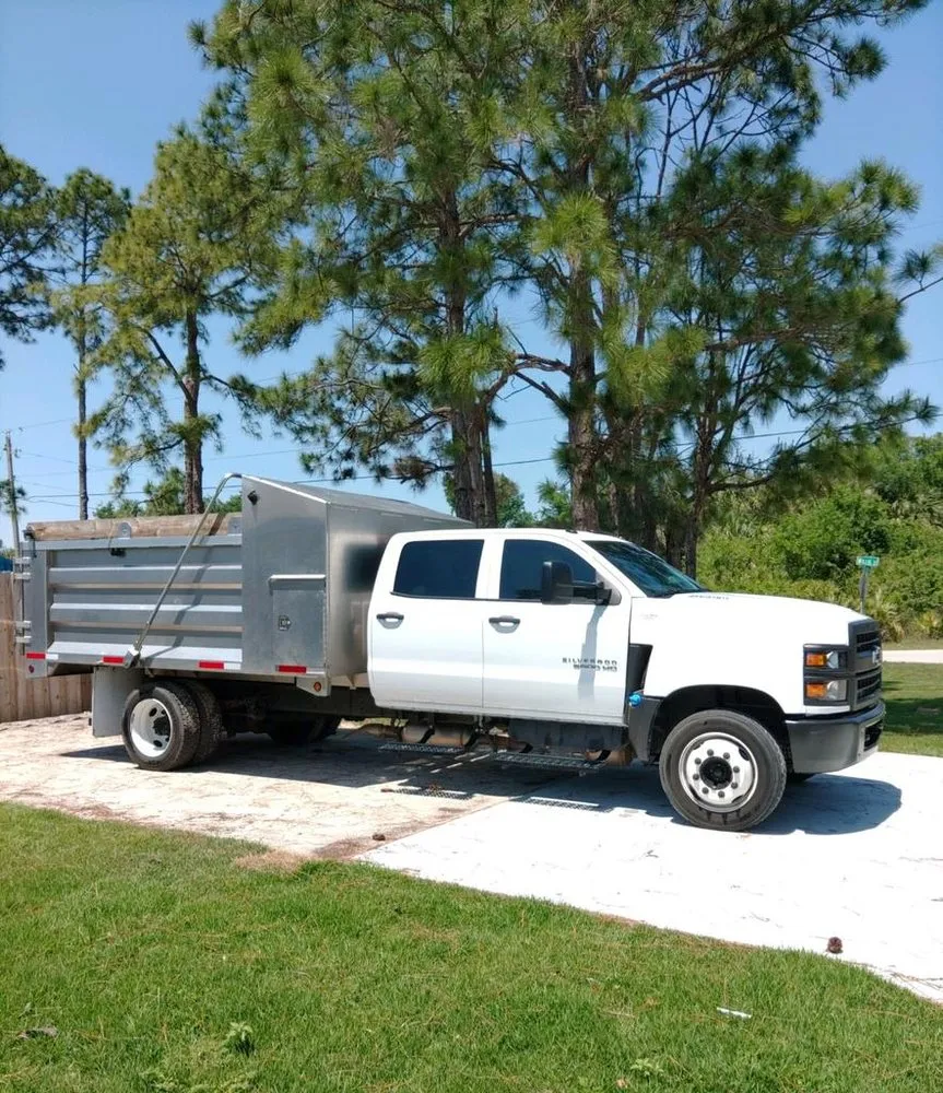 Custom lawn care service in Indialantic, FL - Brevard’s Best Tree Service & Landscaping
