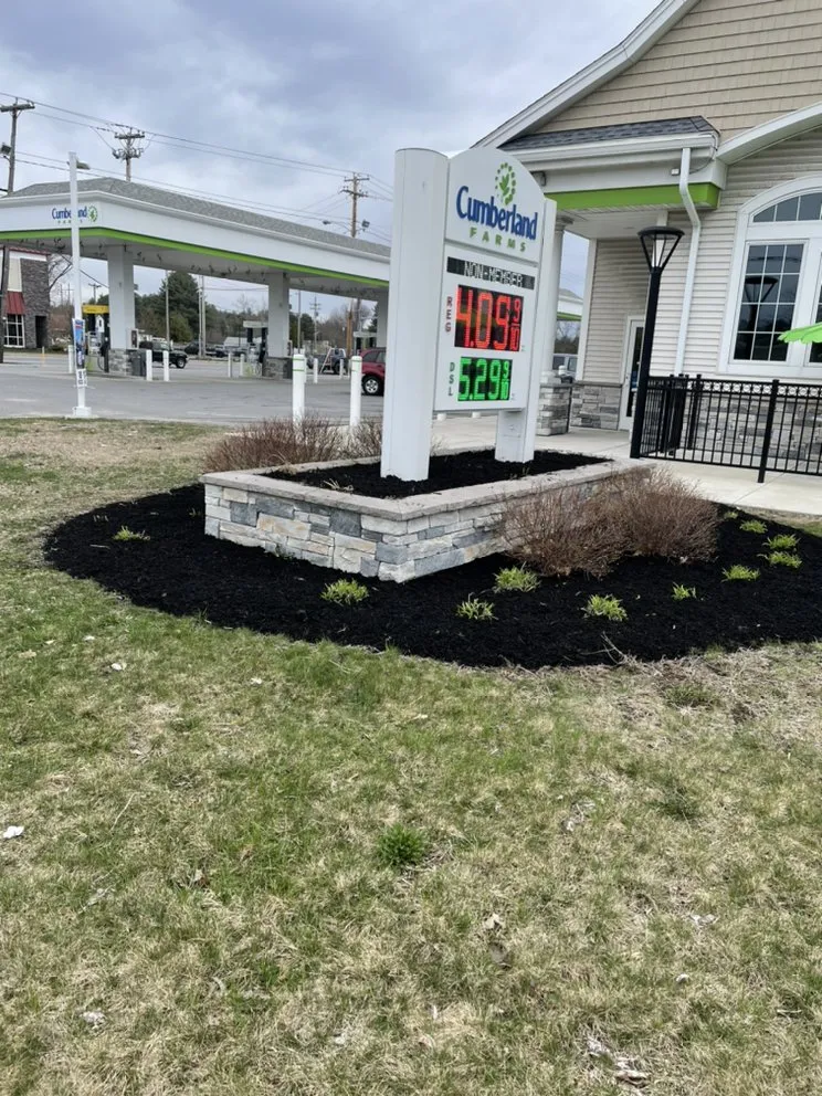 Professional landscaping services in Wiscasset, ME - Brewer's Property Service