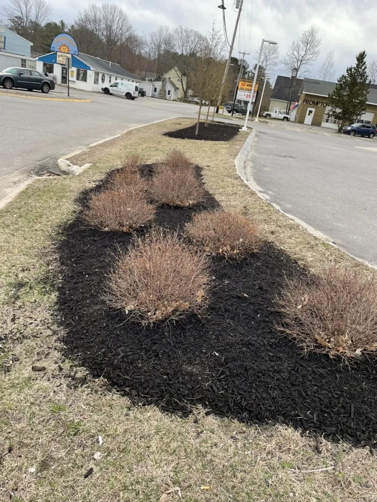 Custom garden landscaping experts serving Wiscasset, ME - Brewer's Property Service