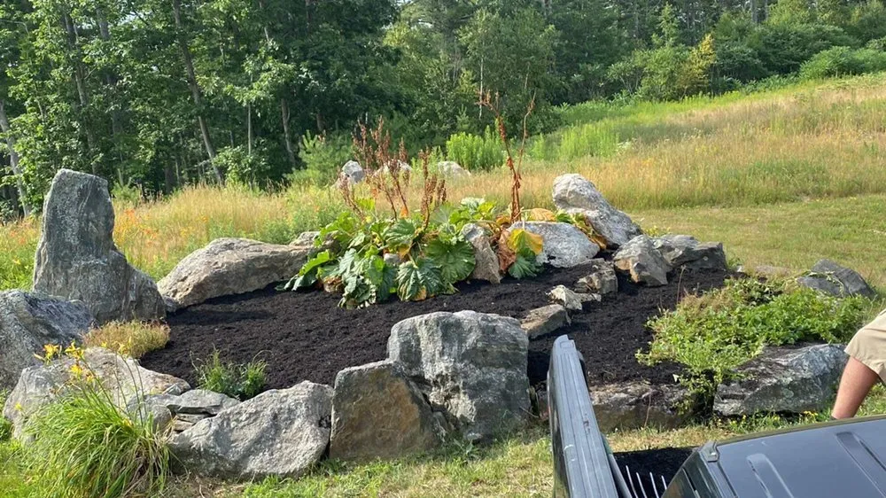 Custom yard maintenance experts serving Wiscasset, ME - Brewer's Property Service