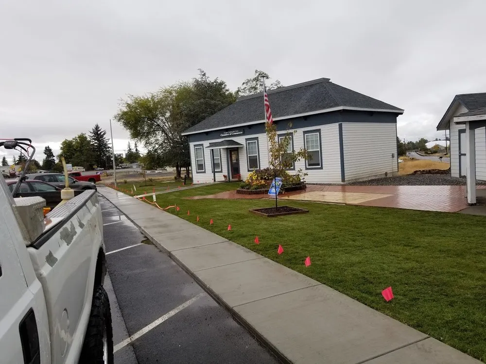 Custom lawn care service in Dufur, OR - Brewster N Sons