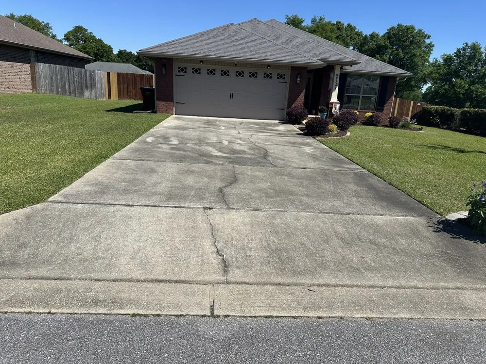 Reliable outdoor landscaping in Pensacola, FL - Brewton's Pressure Washing