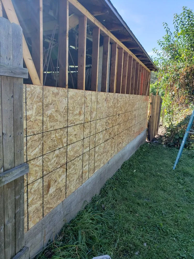 Local lawn care service experts serving Galesburg, IL - Brewtus Multi Services