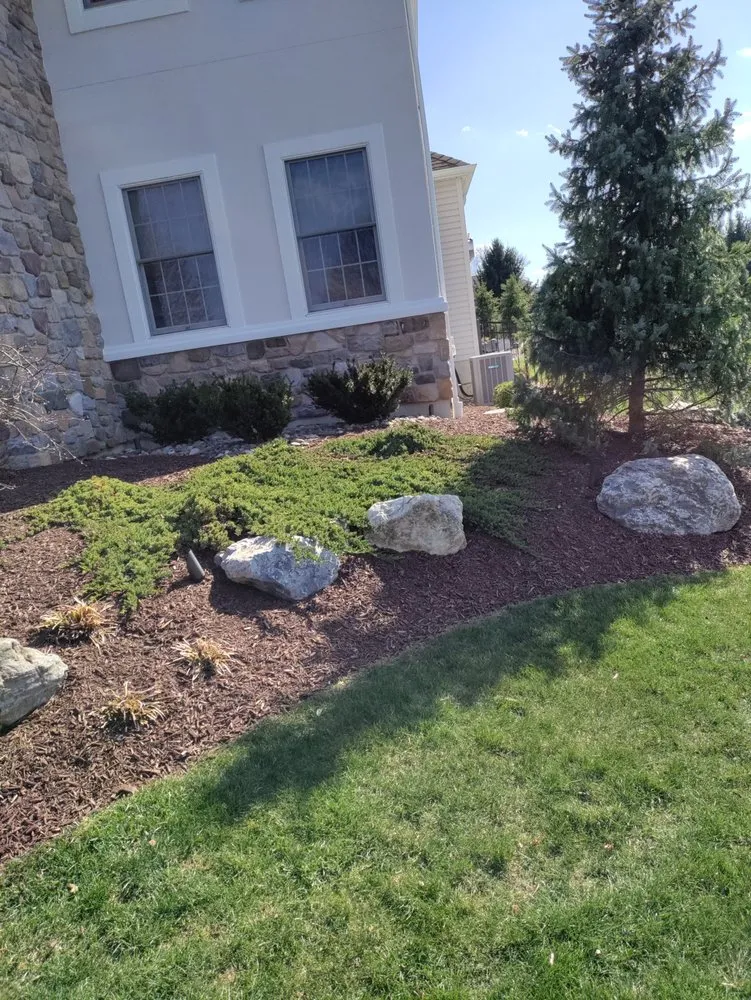 Custom yard maintenance experts serving Phillipsburg, NJ - Brian & Sons Groundskeeping & Construction