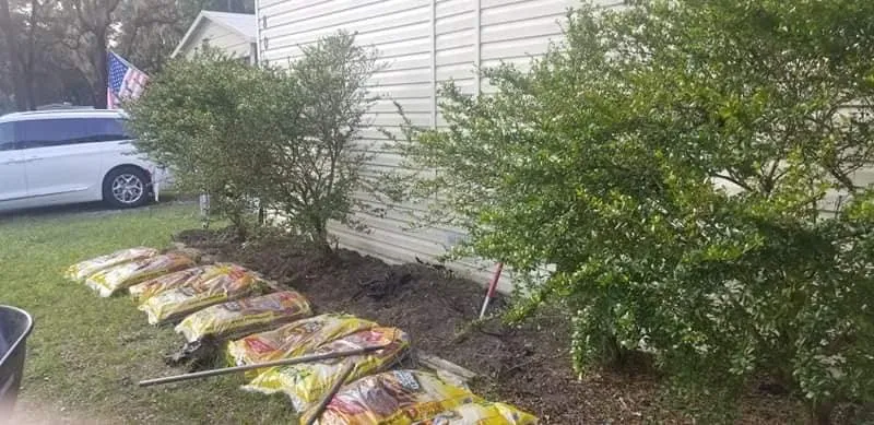 Reliable landscaping services experts serving Inverness, FL - Brian L Giddings Services