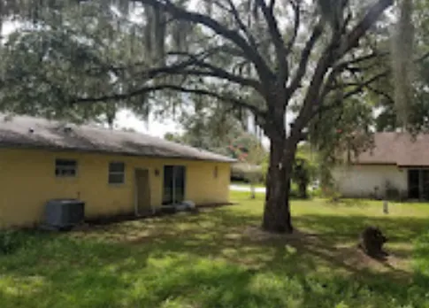 Affordable landscape design in Inverness, FL by Brian L Giddings Services