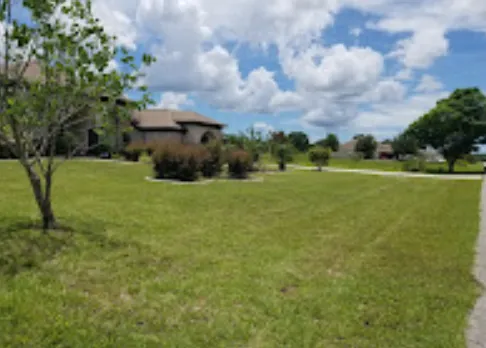 Affordable outdoor landscaping in Inverness, FL by Brian L Giddings Services