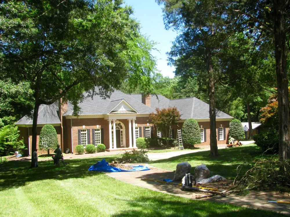 Custom residential landscaping in Charlotte, NC - Brian Paradise Fine Gardens & Landscaping