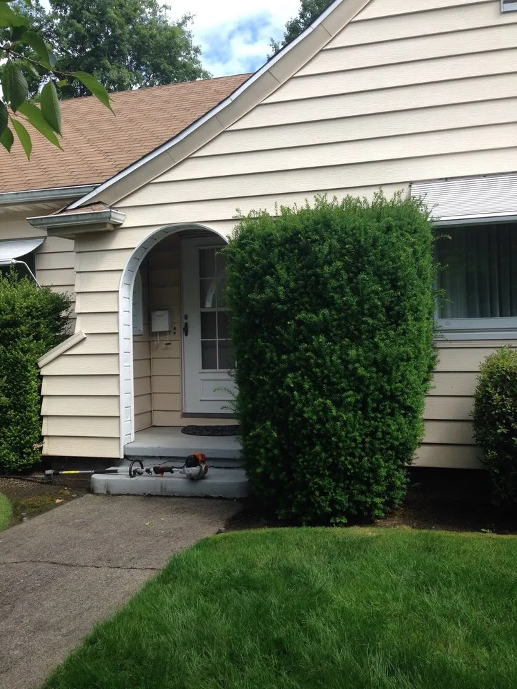 Local landscape design in Troutdale, OR - Brian Walsh Co. Lawn & Landscape Maintenance