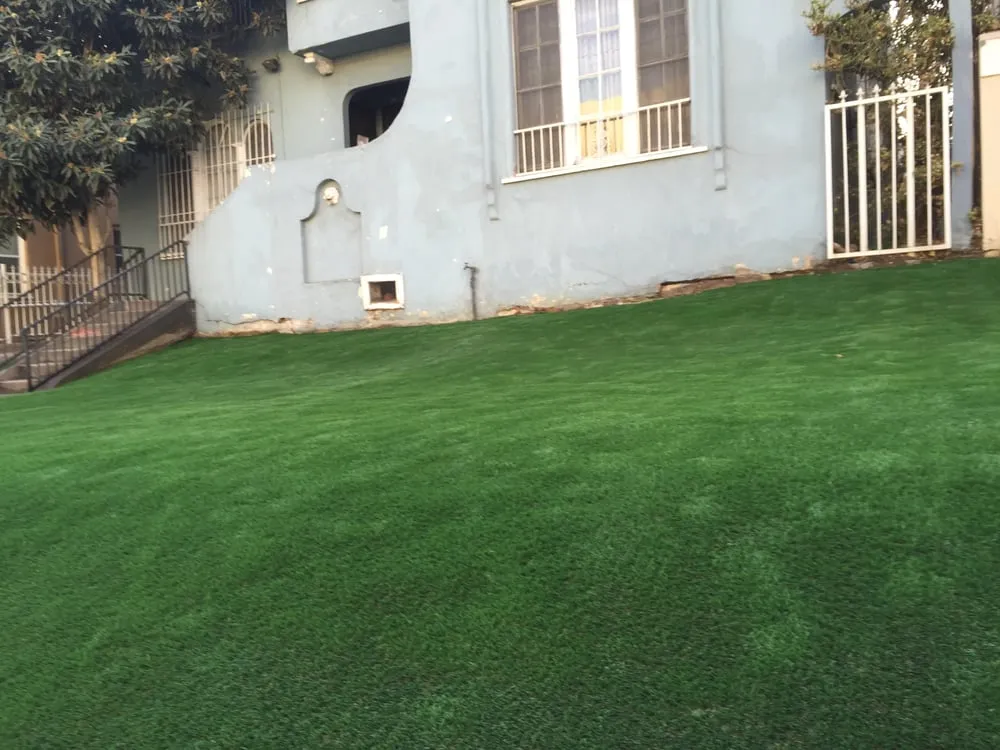 Expert garden landscaping experts serving Bell, CA - Briano's Landscape