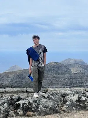 Brian’s Backyard Service Logo