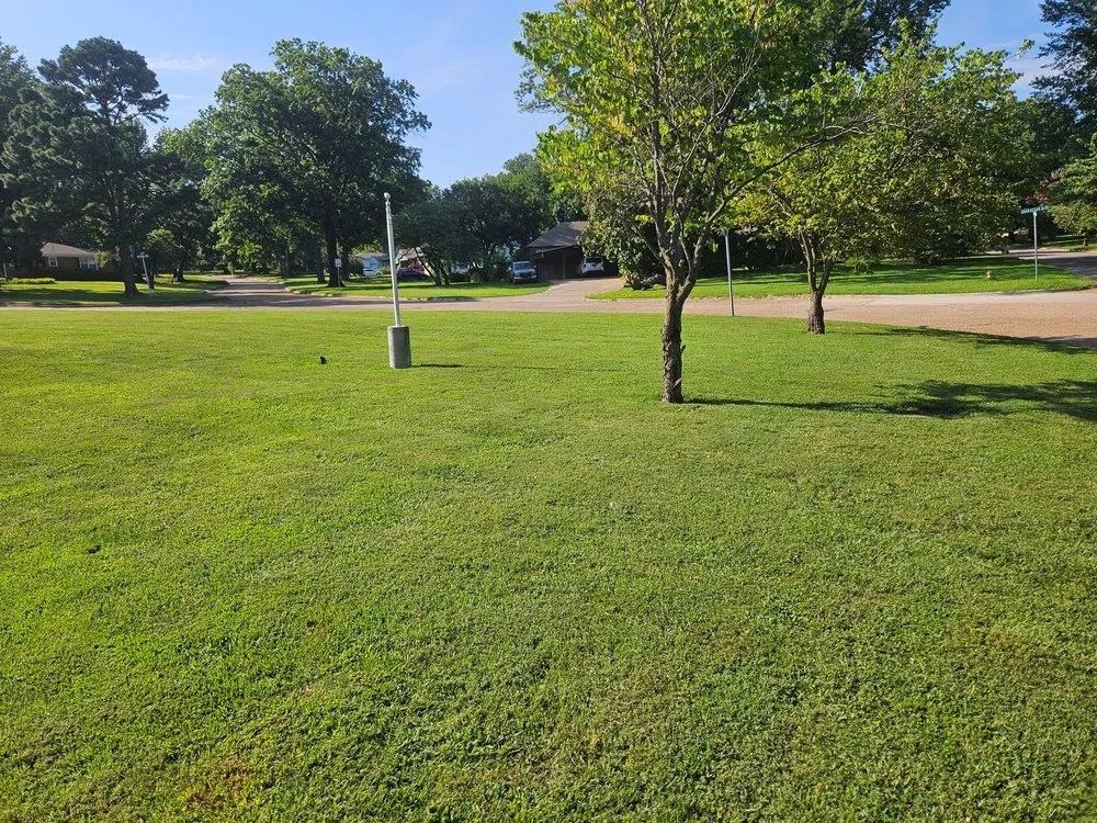 Expert lawn mowing service in Muskogee, OK - Brian's Lawn & Tree Service