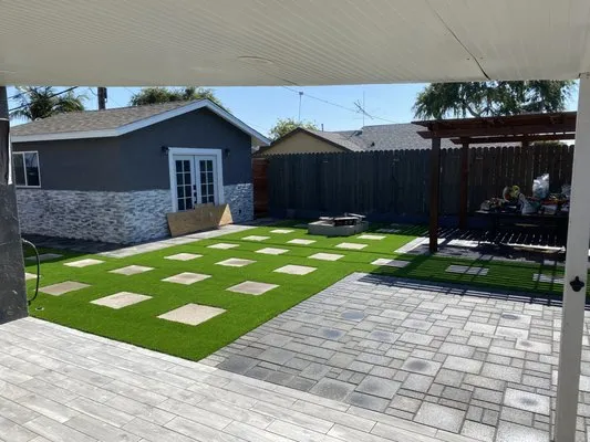 Bribiesca's Landscaping Co Logo