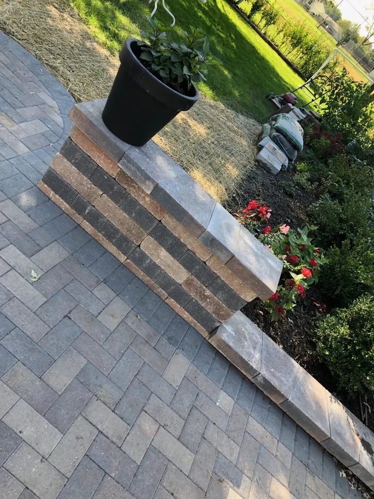 Reliable outdoor landscaping experts serving Streamwood, IL - Brick & Ponds