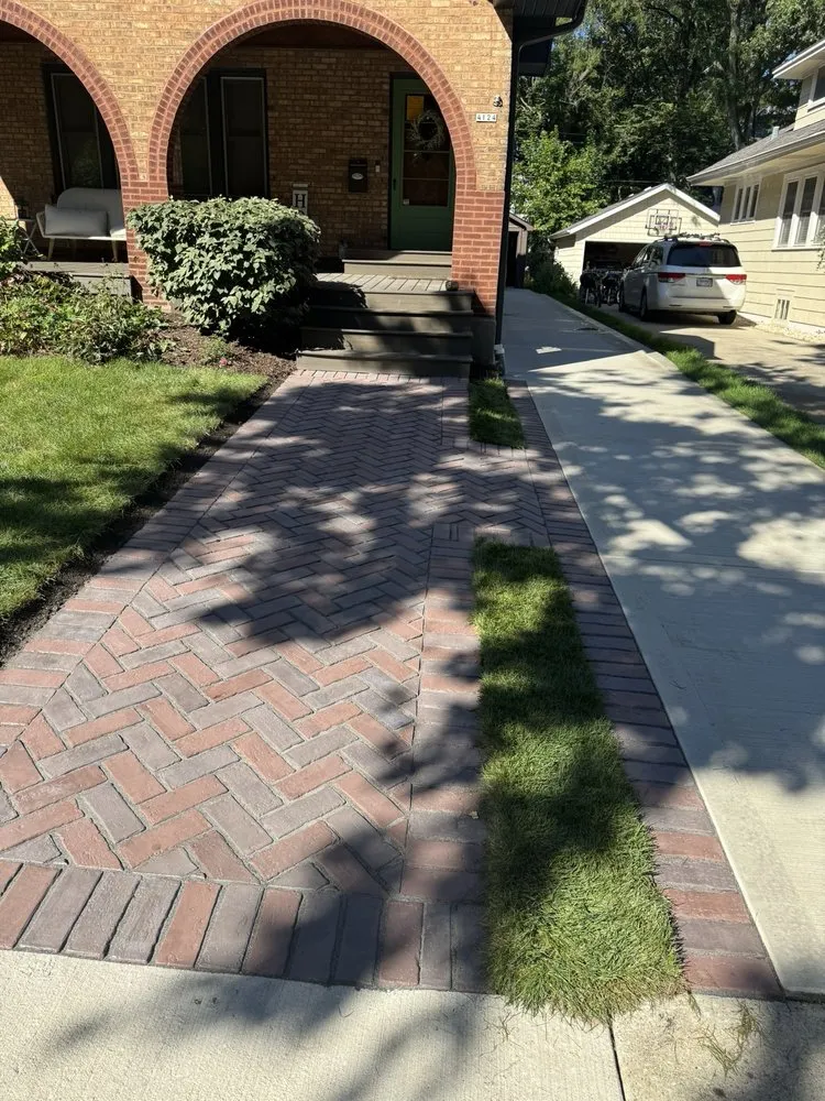 Local outdoor landscaping for beautiful yards across Aurora, IL - Brick Creations & Landscaping