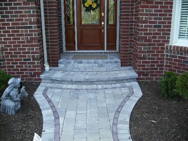 Custom garden landscaping in Saline, MI - Brick Doctor Bill
