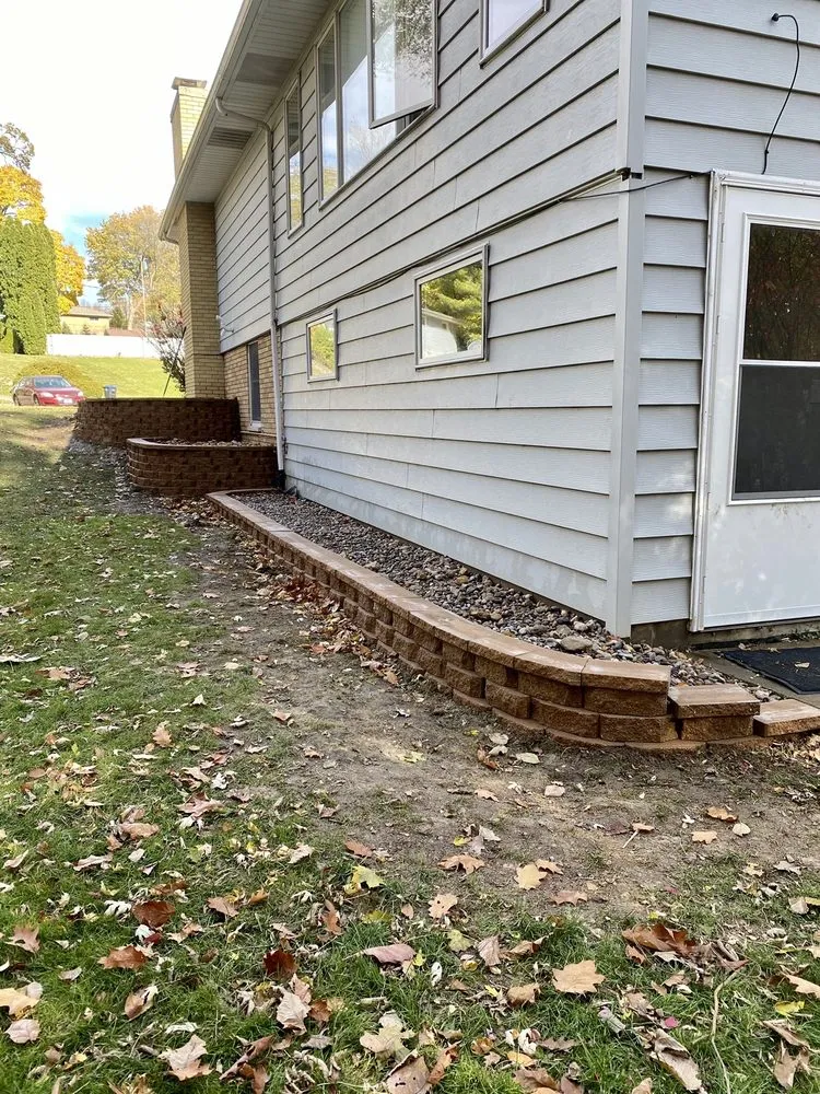 Professional residential landscaping experts serving Rock Island, IL - Brickland