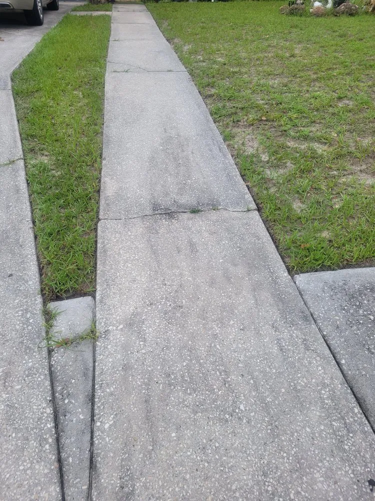 Custom lawn mowing service near you across Winter Haven, FL - Brick's Quality Lawn Care Service