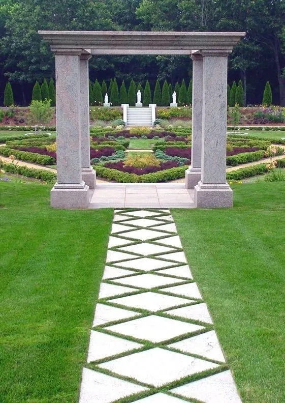 Top-rated lawn care service in Cranston, RI by Briden Nursery