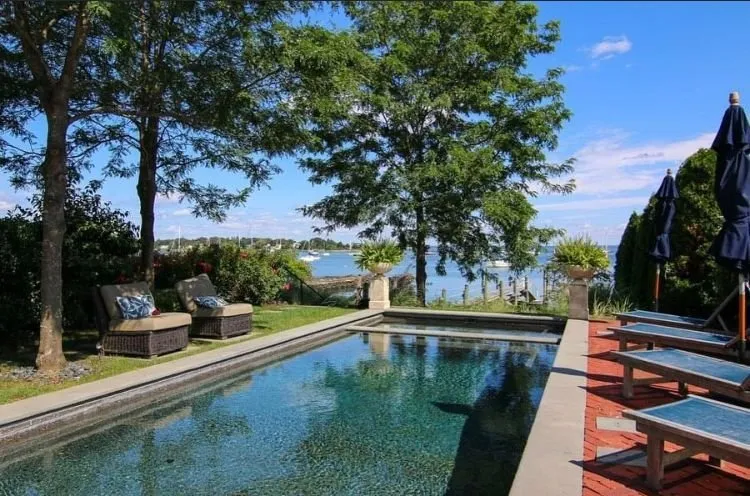 Local yard maintenance in Cranston, RI - Briden Nursery