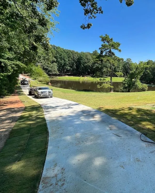 Reliable yard maintenance in Loganville, GA - Bridges Elite Landscapes