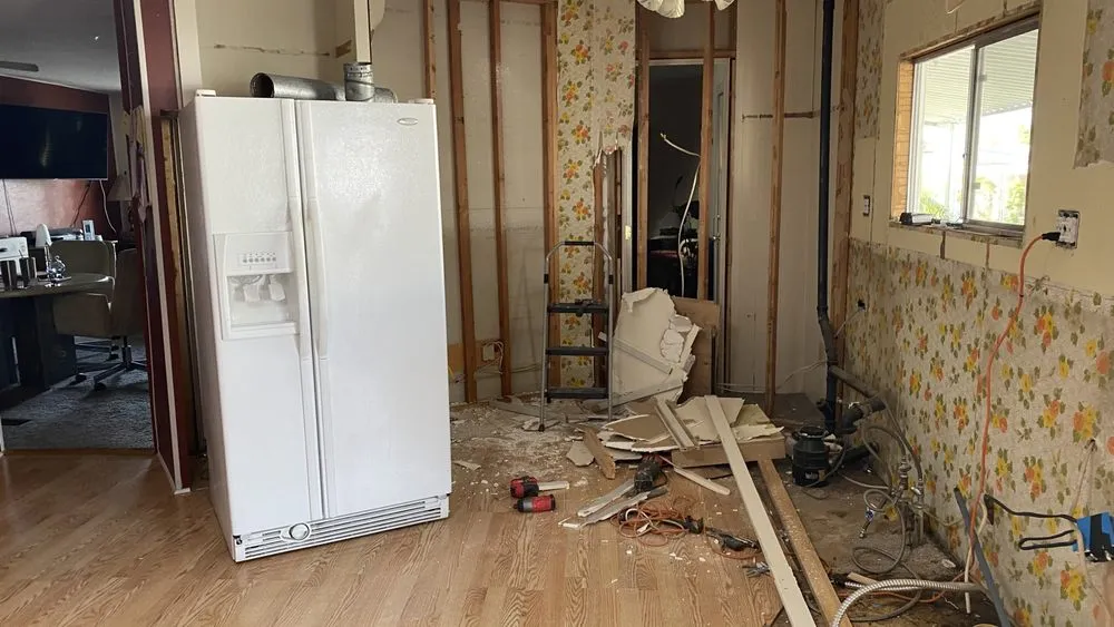 Professional lawn mowing service in Desert Hot Springs, CA - Bridges handyman and Remodeling Company