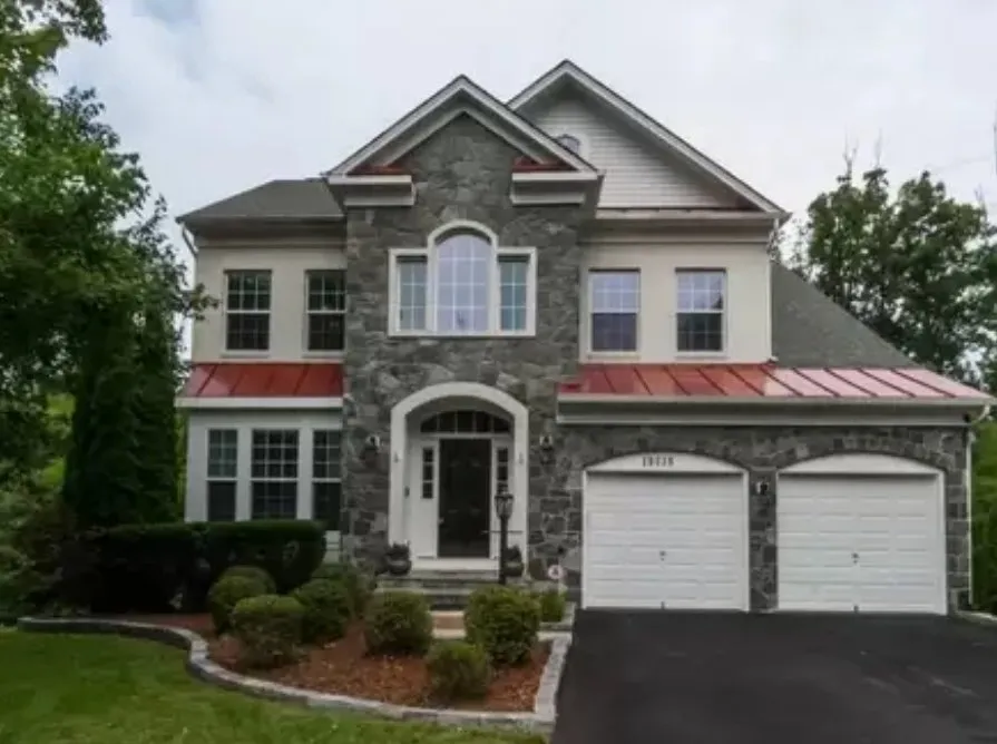 Local garden landscaping with custom design in Stafford, VA by Brielle's Landscaping Service