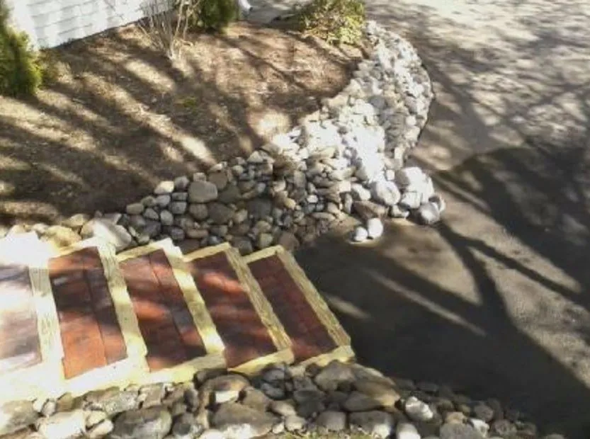 Custom outdoor landscaping in Auburn, NY by Briggs Construction Landscaping & Design