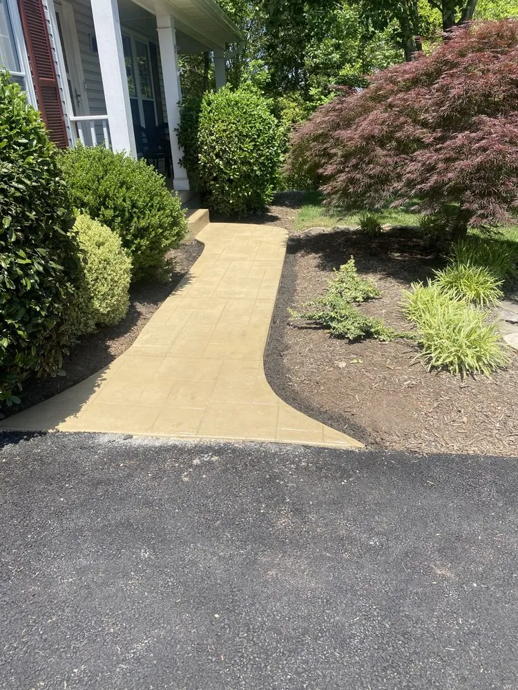 Custom lawn care service experts serving Lanham, MD - Bright Concrete
