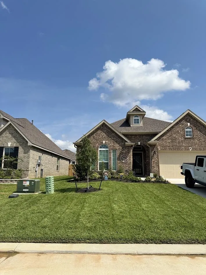 Affordable outdoor landscaping in Willis, TX by Bright Exteriors Lawn Care
