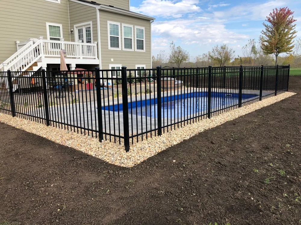 Professional outdoor landscaping in Elgin, IL by Bright Green Landscapes