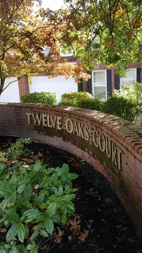 Custom outdoor landscaping in Tigard, OR by Bright Green Landscaping