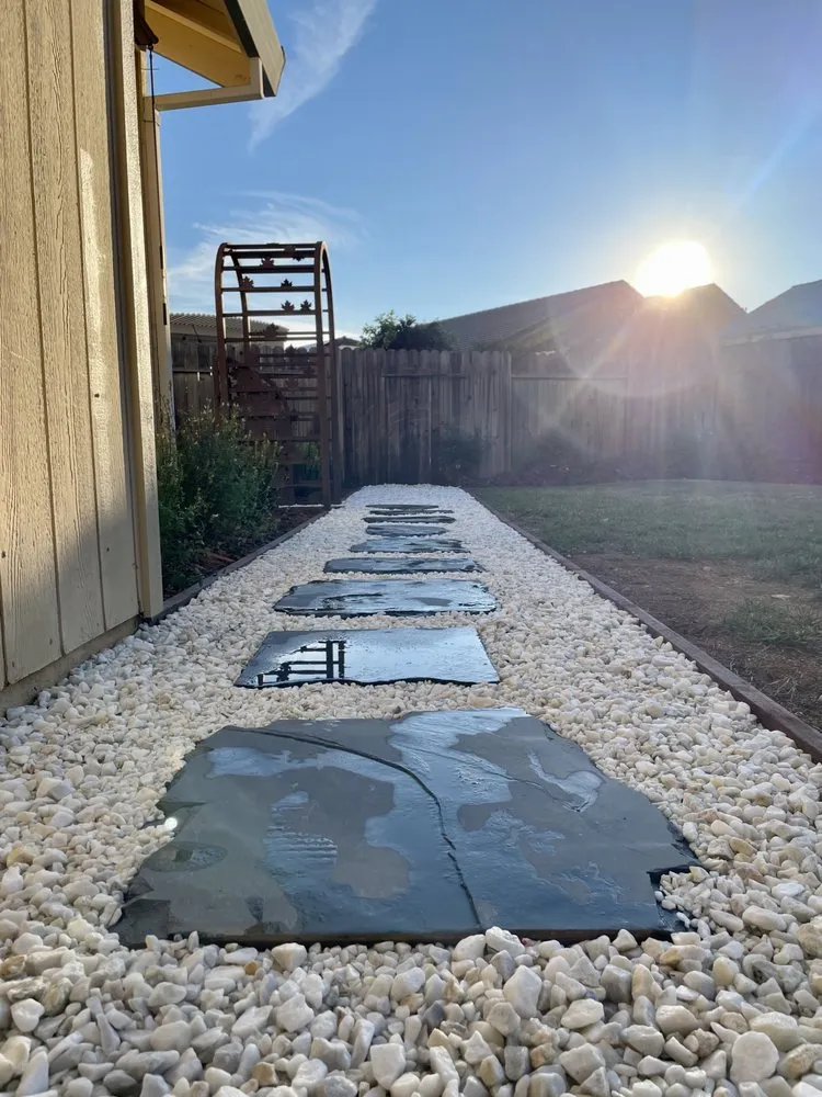 Professional landscaping services for residential properties in Sacramento, CA by Bright Home Landscapes